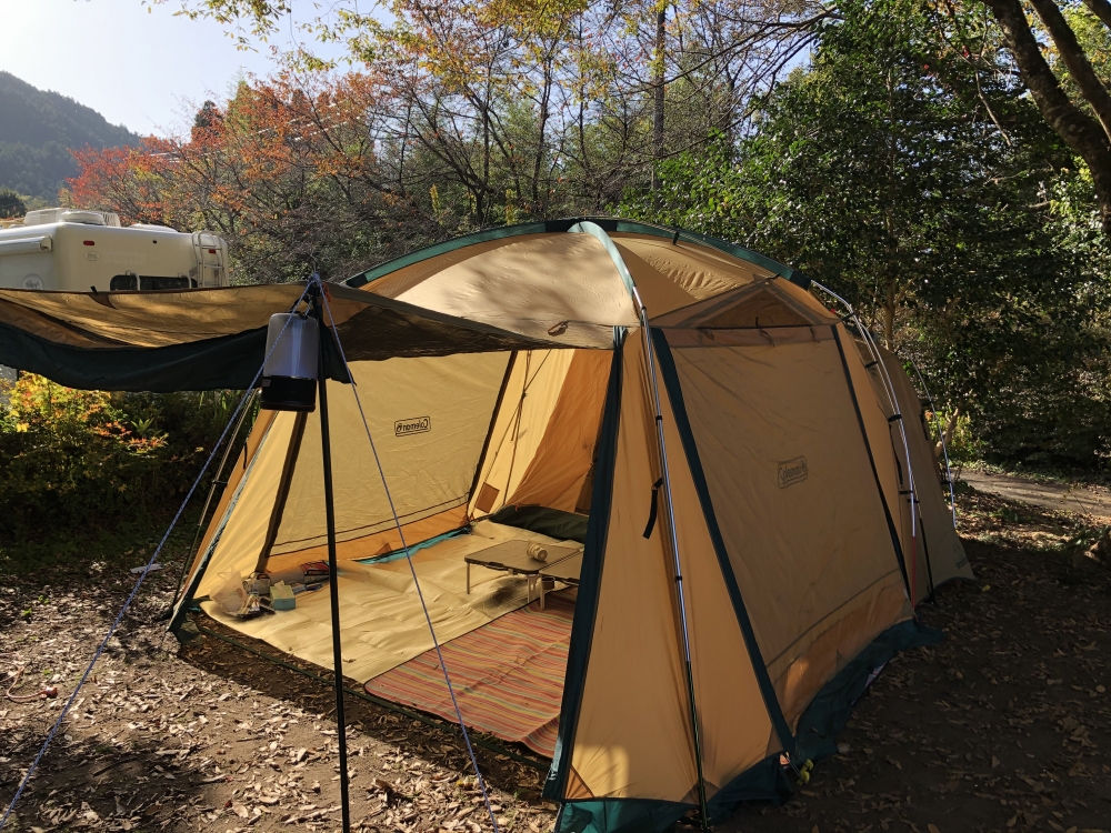 池の山キャンプ場　テント設営３